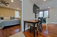Cheerful 1 bedroom