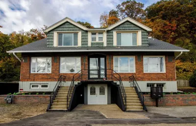 Allegheny Riverside One Bedroom Suite 폭스 채플 골프 클럽 주변 호텔