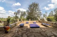 Azima Wellness Retreat Center - Villa Home Hotels in Ngong