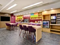 Home2 Suites by Hilton Edmonton South Hotel di Edmonton