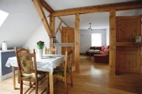 Reitpension Wiesengrund: cozy apartment on a riding and farm Hotels in Angermunde