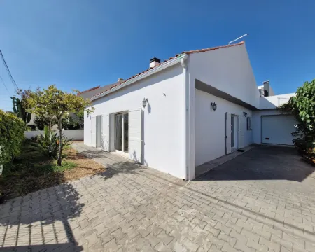 José Mesquita House Hotels in Seixal