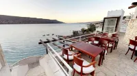 Hotel Belveder فنادق في Simuni