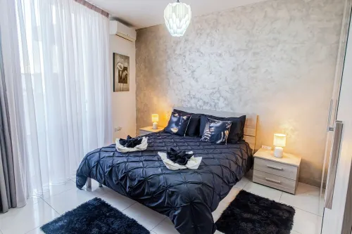 D Pool Top Hotels in Msida