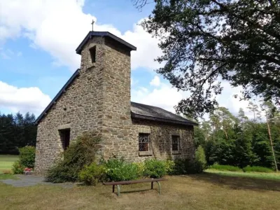 Le Sentier des Lavandes Vous Accueille Dans une Région Magnifique Hotel a 
