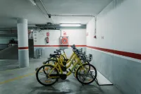 Aparthotel Bahía - parking