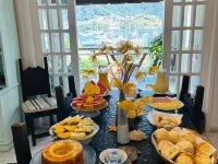 Casa Amarela Hotels in Angra dos Reis