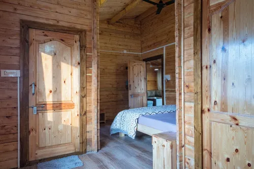 Rustic Wood - The Cozy Nature Escape