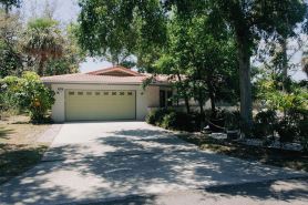 Charming 3-bedroom house in delightful Largo with AC, WiFi