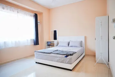 Peach Homestay Bandar Tasik Puteri Hotels near Big Bucket Splash