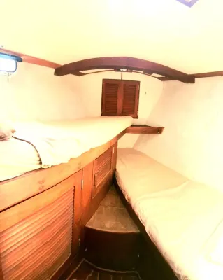 Stay on a Sailboat, San Blas Hotels in San Blas Islands