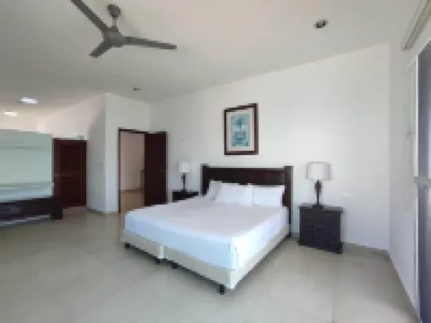 Hermosa Casa Junto al Mar