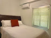 2-Bedroom, 1-Bathroom villa with AC, WiFi, and Free Parking!
