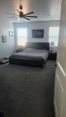 Lake Powell, Grand Circle, 3-bedroom house with AC, WiFi in welcoming Big Water Hotels in Big Water