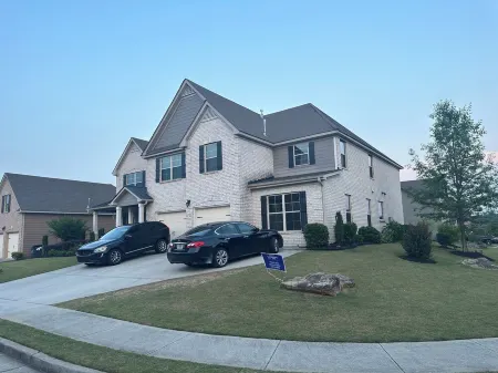 Cozy 1-bedroom with WiFi and AC in a quiet save neighborhood