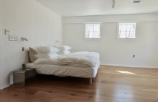 Art Studio House in Private Mountaintop Nature Preserve Hotels in Hillsdale