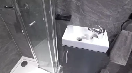 Bachelor Pad Studio Apartment Отели рядом с достопримечательностью «Библиотека РБУМ Мейденхед»