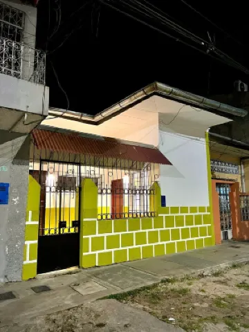 Lovely Green House in Iquitos 1 Bed Apartment - WiFi / Centric / AC