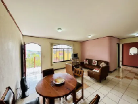 University of Costa Rica-2 bedrooms-Family サン・ペドロのホテル