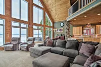 Family-Friendly Lake Mitchell Oasis Hike and Ski! - WiFi