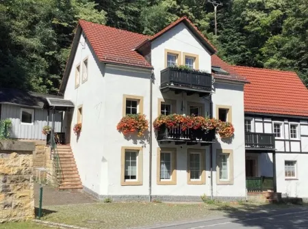Cozy and modern vacation apartment in Bad Schandau/Krippen. Dogs allowed! Отели рядом с достопримечательностью «Personenaufzug Bad Schandau»