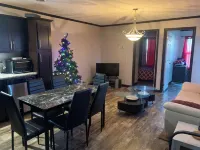 Fully furnished 3 bedrooms Hotels in Thompson