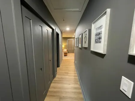 Luxury By Downtown Train Depot Отели в г. Карролтон