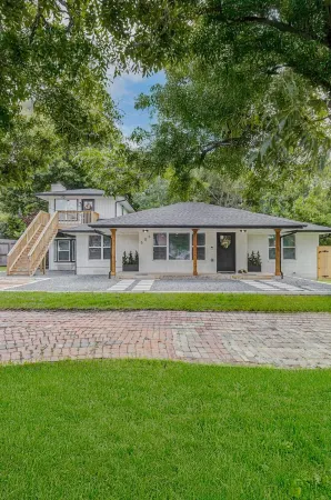 Welcome to The Pink Peony on Market Street in historic downtown Brenham.