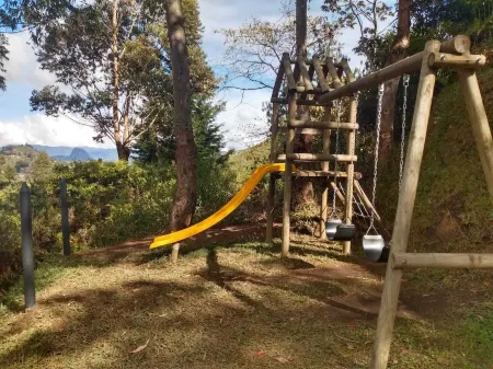 Beautiful and comfortable chalet with spectacular views and natural environment Отели в г. Пеньоль