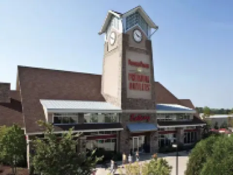 WaveRunner Pro Cleaned Self Check in Sleeps 15 Hotels in Racine