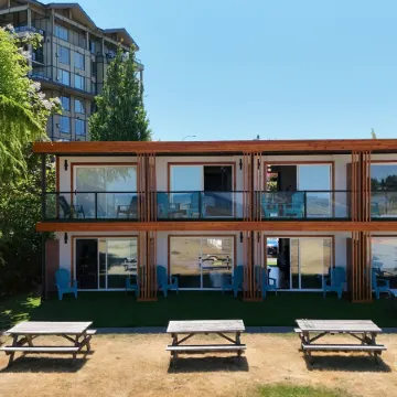 Sea Edge Motel