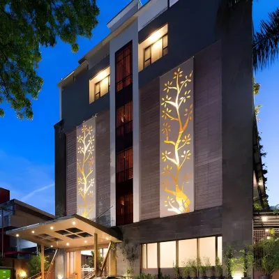 Hemangini Hotel Bandung Hotels near Taman gaya