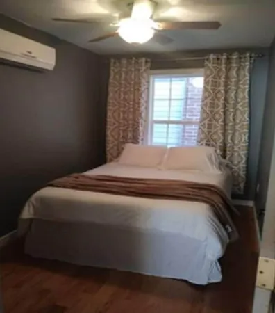 Wine Alley East suite