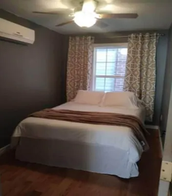 Wine Alley East suite