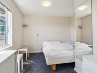 "Throtti" - 50m from the sea