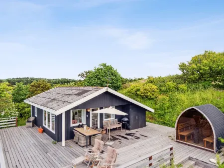 "Gærmund" - 700m from the sea