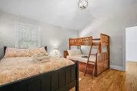 Charming Retreat with Outdoor Shower and Basketball Court - Spacious Oasis