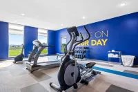 Comfort Inn & Suites at Sanford Sports Complex - Gym