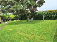 Charming 6-Bed House with Swimming Pool in Harare Hotel a 