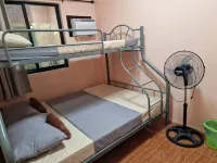 3 Bedrooms 2 storey House!  호텔