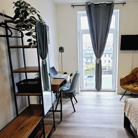 Lace Apartments "Stylish in the lace city"