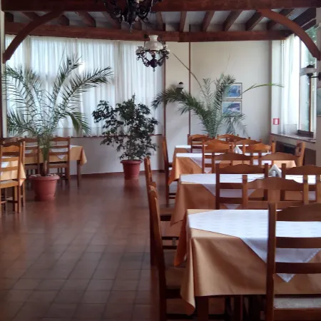 Rodopi Hotel Отели рядом с достопримечательностью «Ратуша»