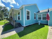 The Nest - centrally located - 2 bed / 1 bath home 그로브 호텔