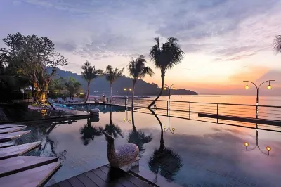 Hotel Tide Phuket Beach Front Hotels in Koh Sirey