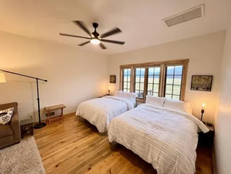 Meyers Loft - Hot Spring - Farm