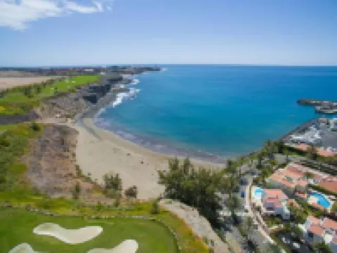 Chalet in Maspalomas with Heated Pool