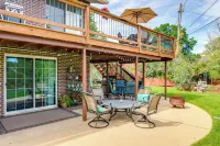 Modern Creekside Home 9 Mi to Downtown Denver - spa
