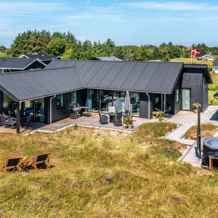 9 person holiday home in Hirtshals