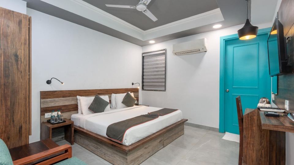 Chhavi Hotels