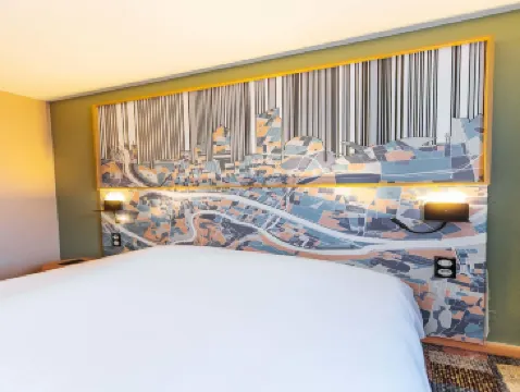 宜必思尚品里昂十字盧斯飯店